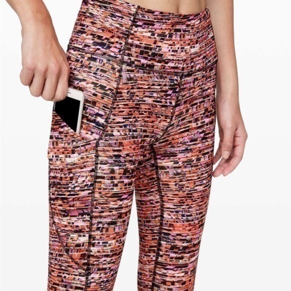 Lululemon leggings size 6